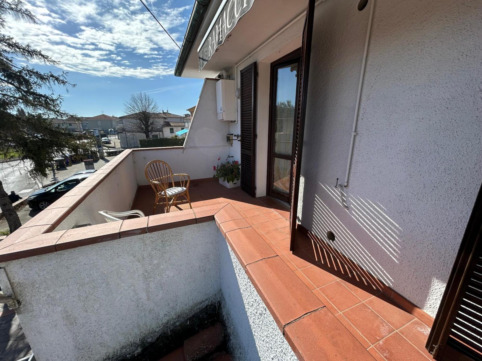 Appartamento La Casa Di Simo Montecalvoli Kültér fotó