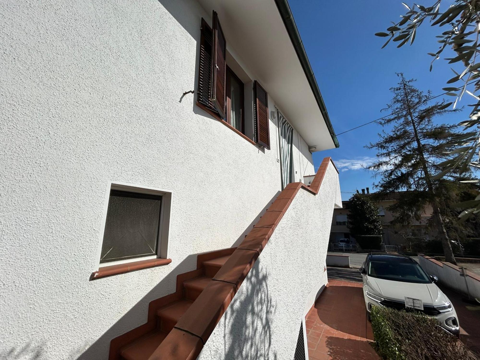 Appartamento La Casa Di Simo Montecalvoli Kültér fotó
